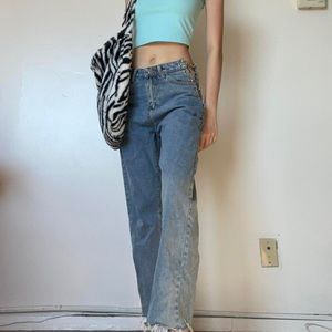 wide legged pants with slits on the side